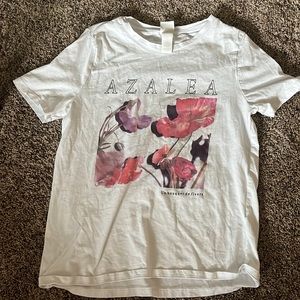 women’s size small T-shirt